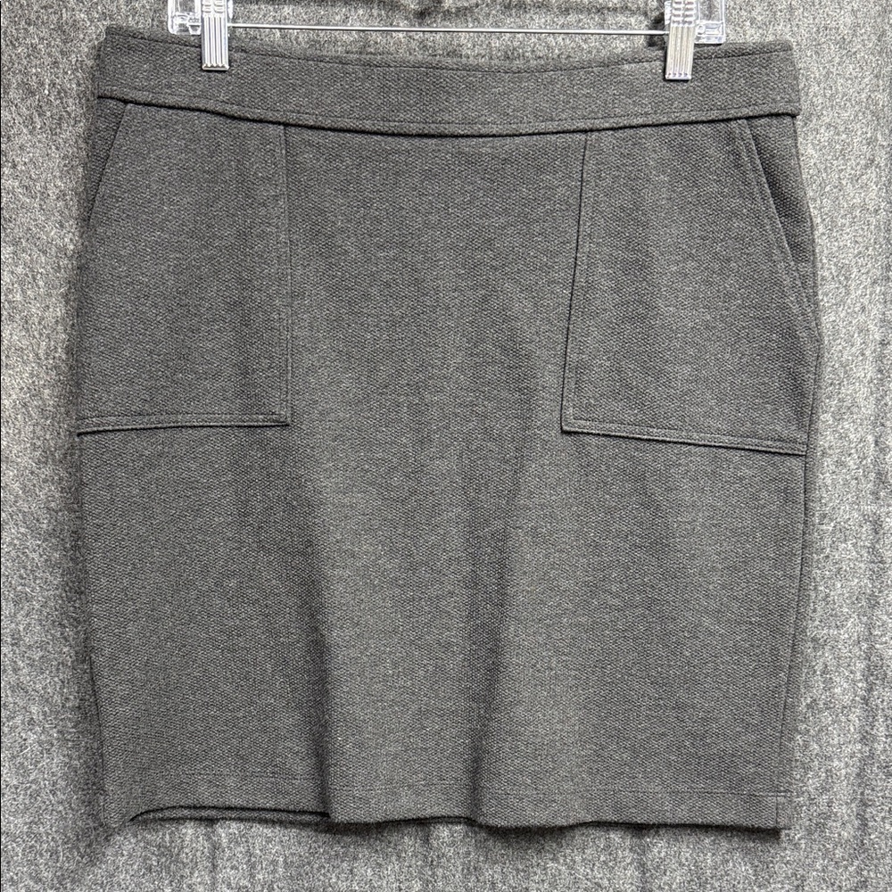 LOFT Charcoal Pencil Skirt - Picture 1 of 6